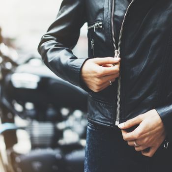 Leather vs. Textile and Kevlar Motorcycle Gear